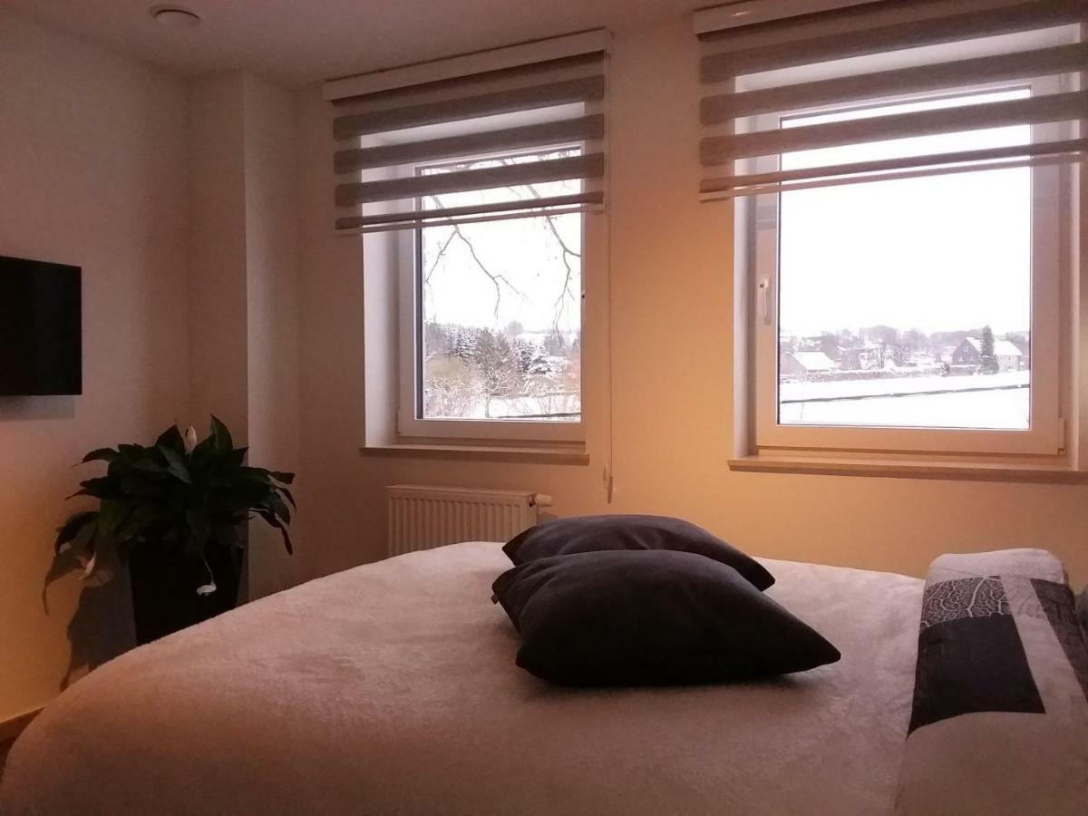 וואימס Welcome Guesthouse מראה חיצוני תמונה